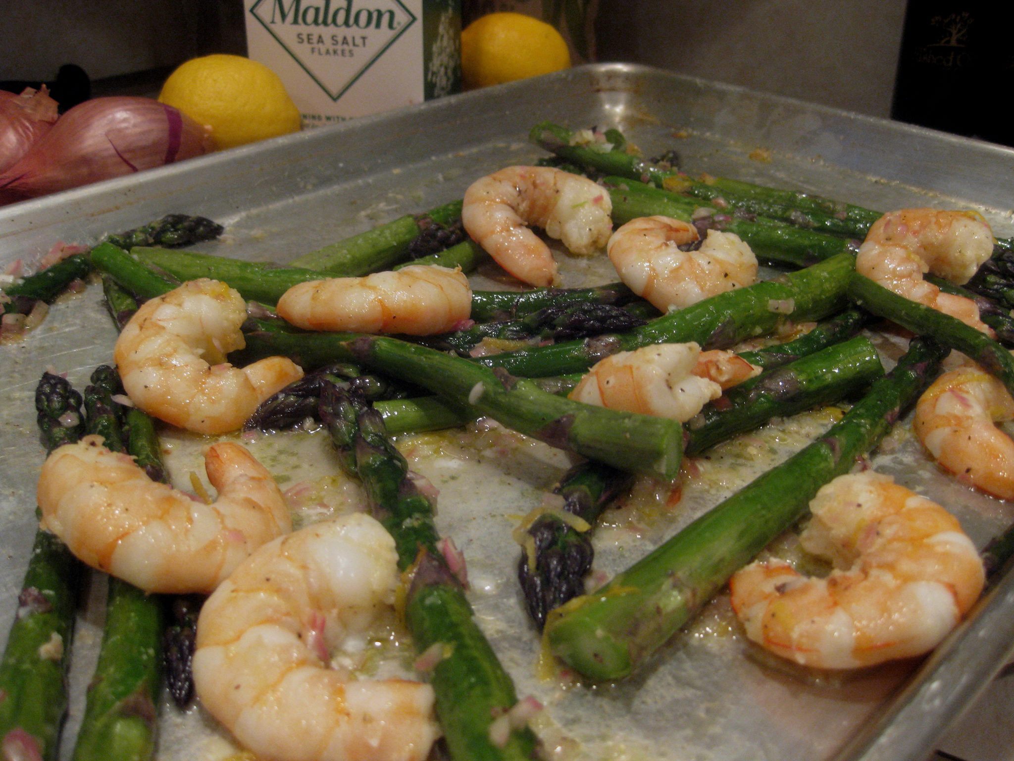 Oven-Roasted Shrimp & Asparagus